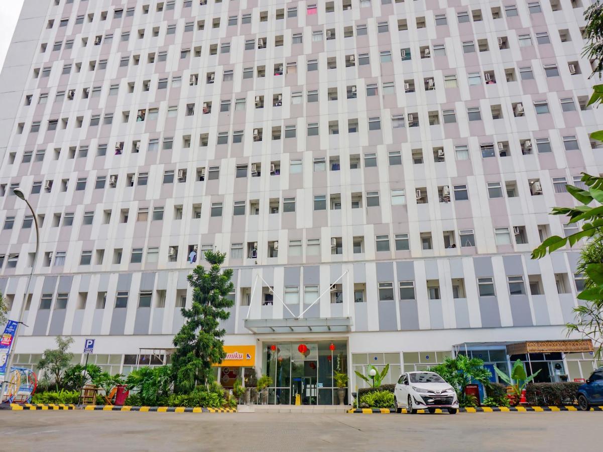 Oyo 90241 Sirooms Apartmen Gunung Putri Bogor Buitenkant foto