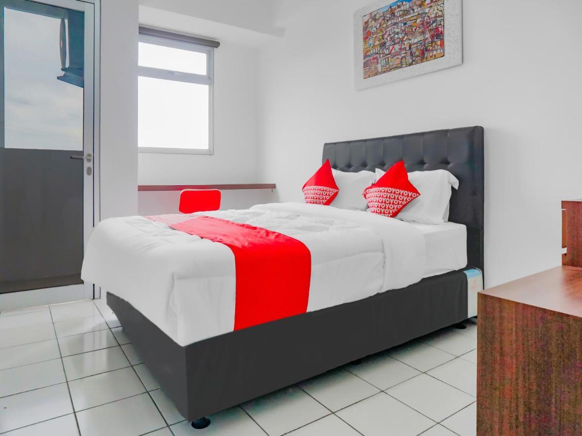 Oyo 90241 Sirooms Apartmen Gunung Putri Bogor Buitenkant foto