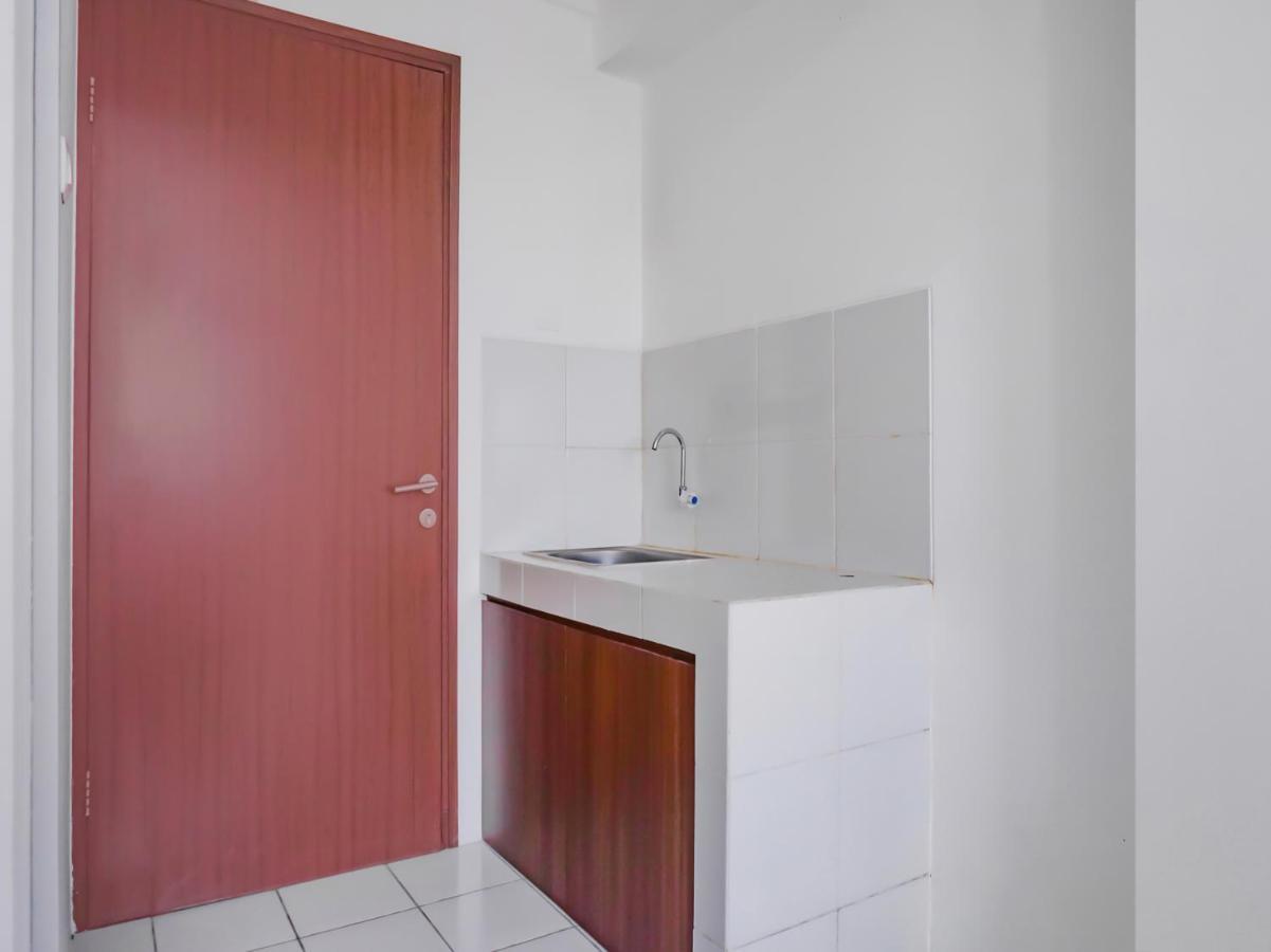 Oyo 90241 Sirooms Apartmen Gunung Putri Bogor Buitenkant foto